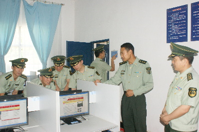 中國人民解放軍某部決定建設(shè)e-Learning考試系統(tǒng)