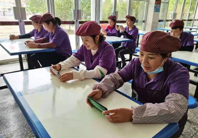 最適合講課的直播平臺有哪些 免費的正規(guī)專業(yè)嗎