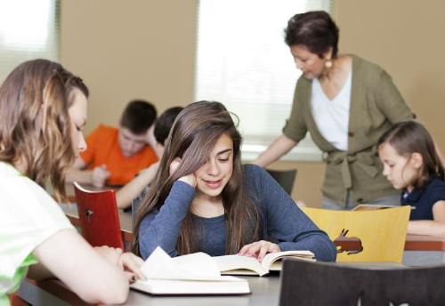 網(wǎng)上授課平臺(tái)哪個(gè)好 如何選